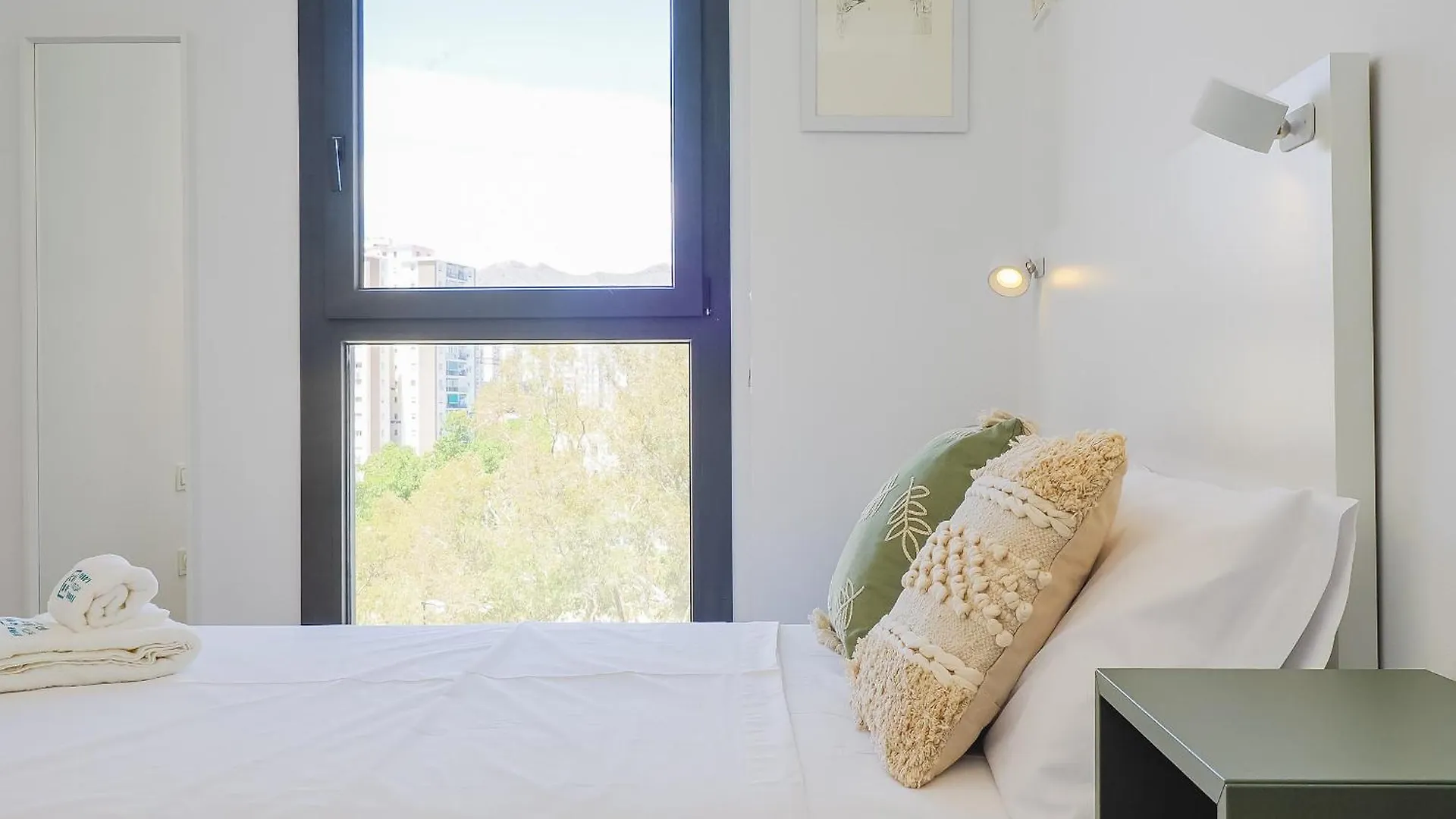 Cubo'S Urban Sky Malaga Apartment West View 5