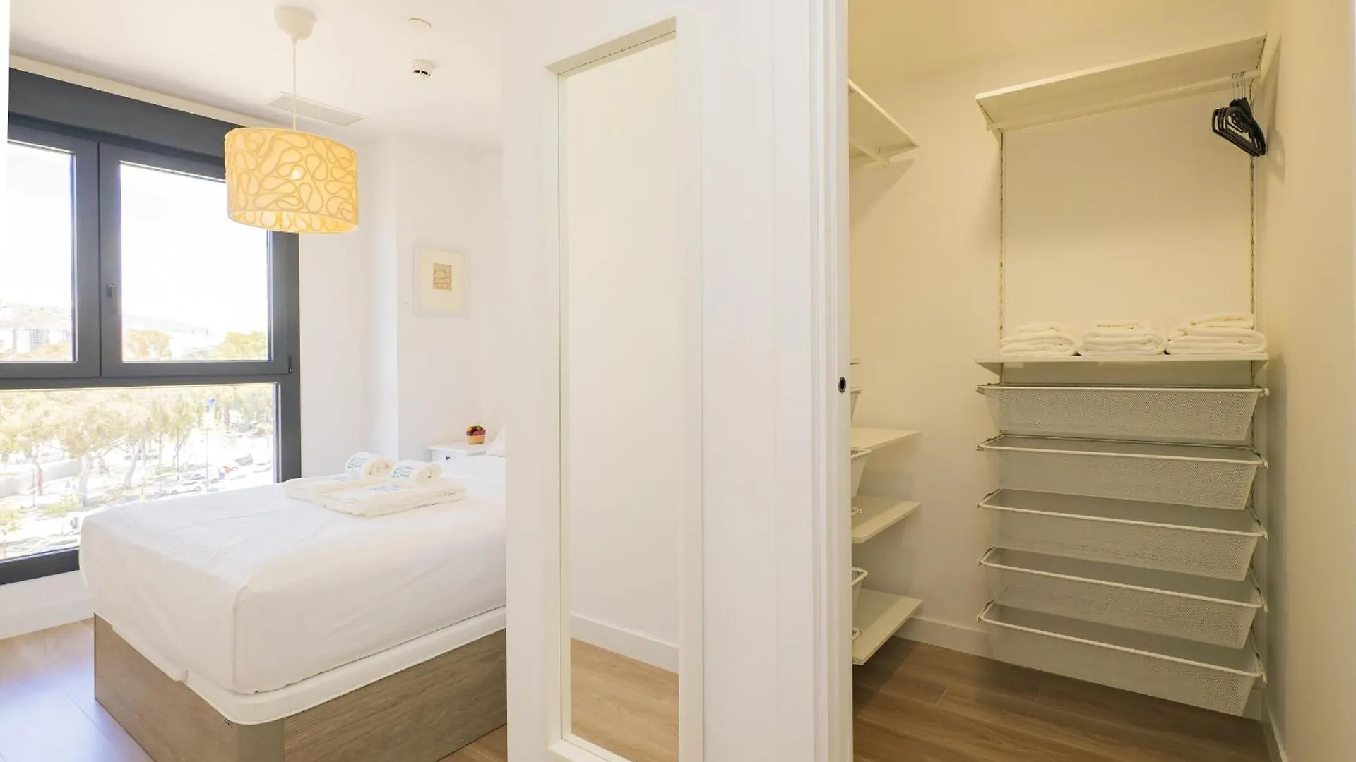 Cubo'S Urban Sky Malaga Apartment West View 5 0*,  إسبانيا